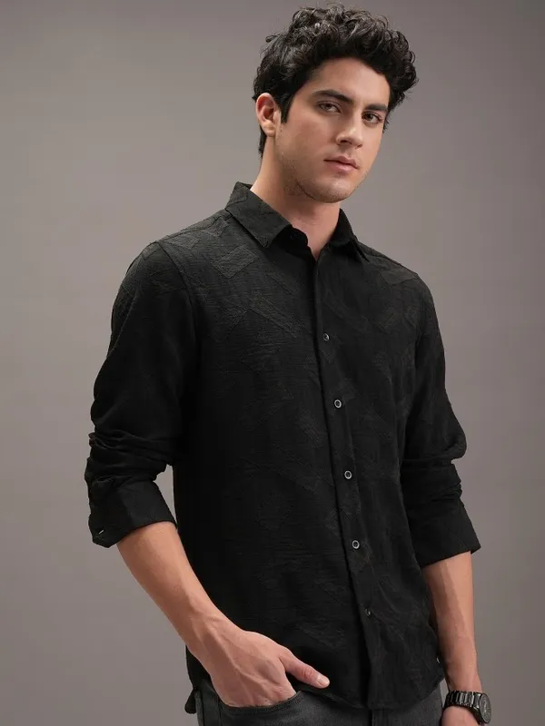 Locomotive Men Black Textured Slim Fit Casual Shirt