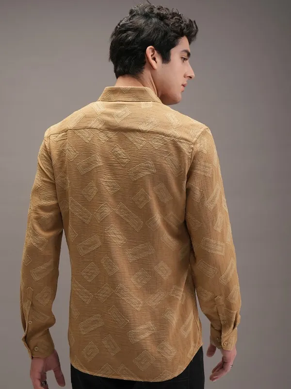  Locomotive Men Khaki Self Design Slim Fit Casual Shirts