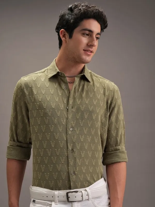 Locomotive Men Olive Textured Slim Fit Casual Shirt