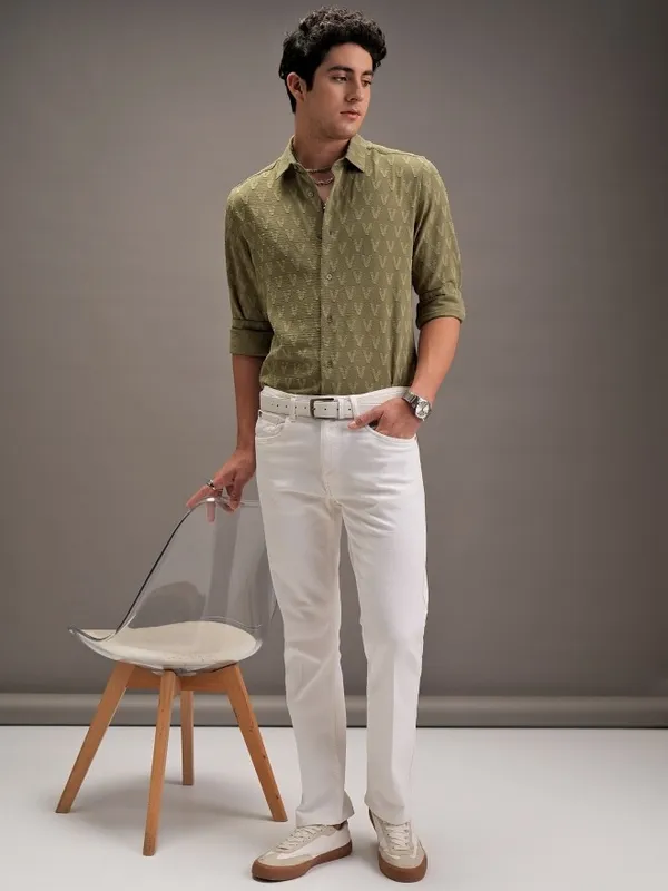 Locomotive Men Olive Textured Slim Fit Casual Shirt