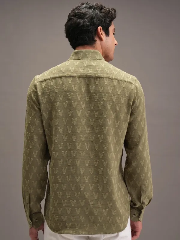 Locomotive Men Olive Textured Slim Fit Casual Shirt