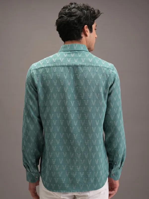 Locomotive Men Sage Textured Slim Fit Casual Shirt