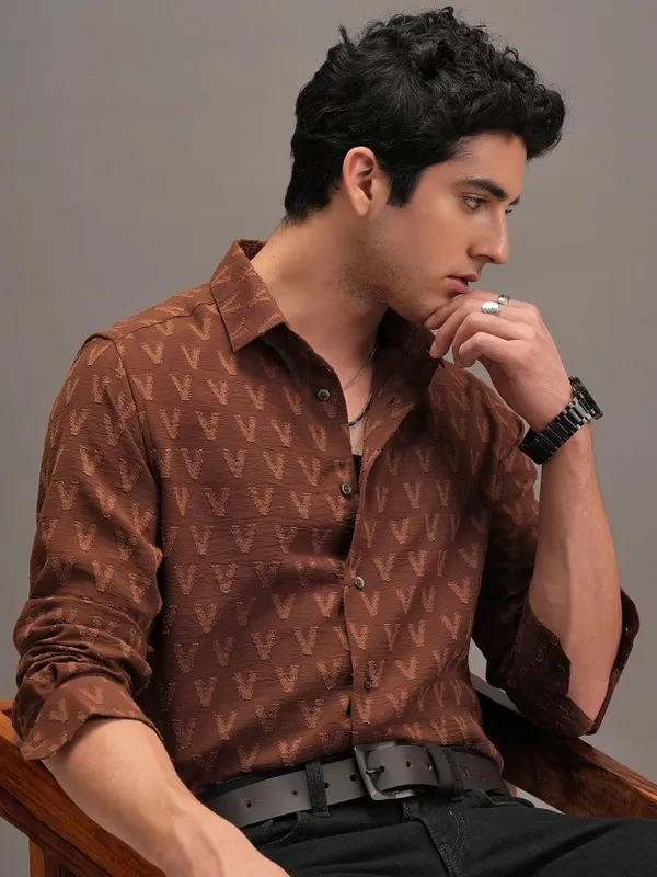 Men Slim Fit Casual Shirt