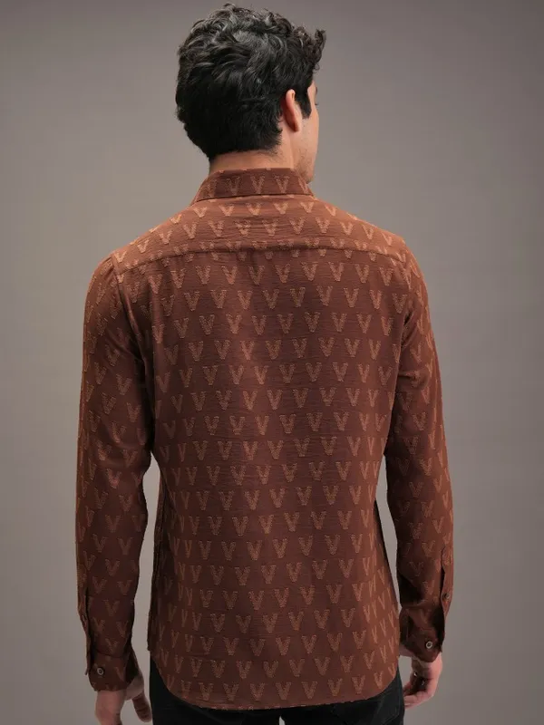 Men Slim Fit Casual Shirt