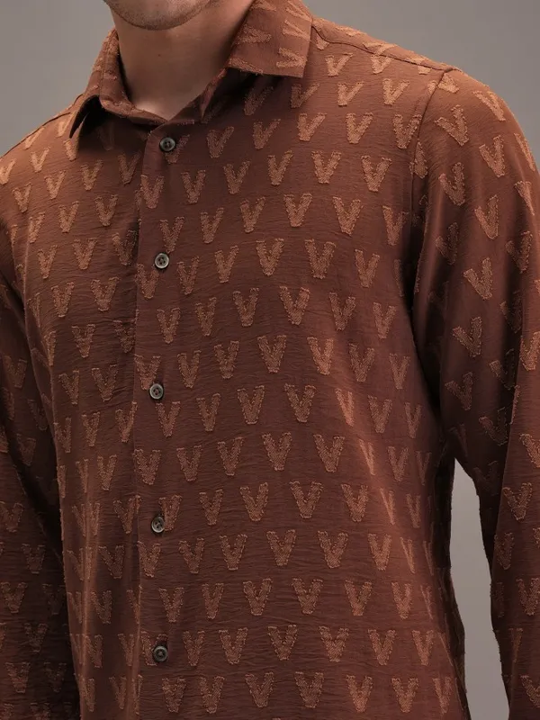 Men Slim Fit Casual Shirt