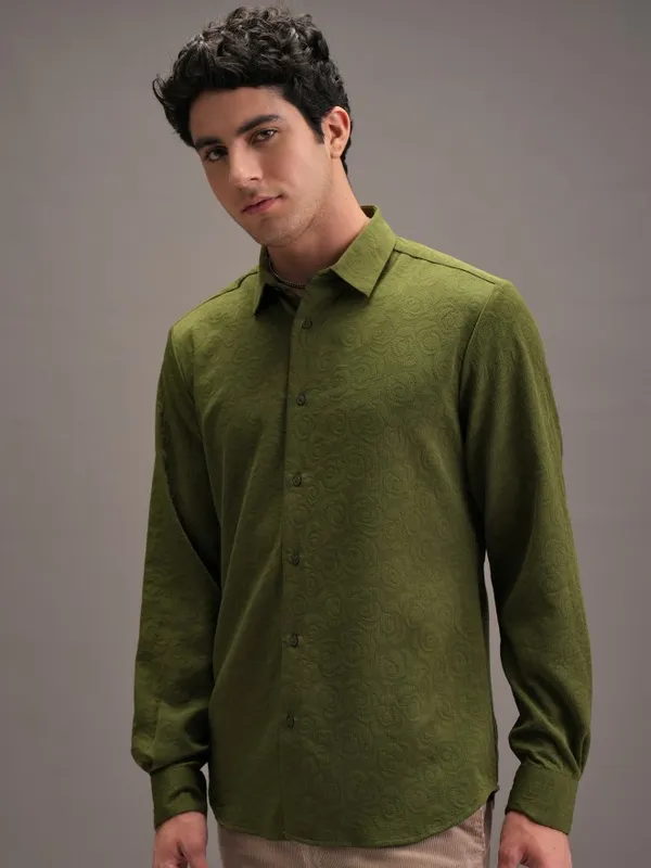 Locomotive Men Olive Textured Slim Fit Casual Shirt