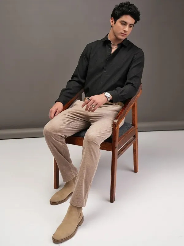 Locomotive Men Black Textured Slim Fit Casual Shirt