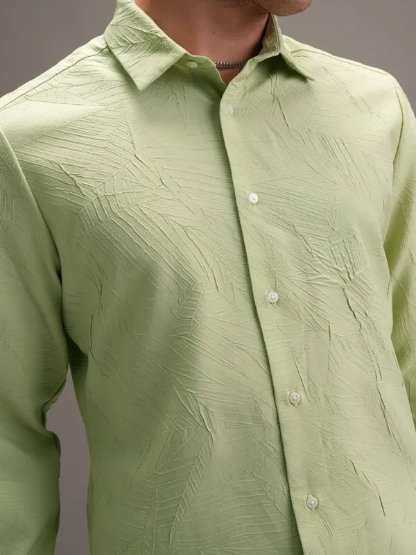  Locomotive Men Green Self Design Slim Fit Casual Shirts