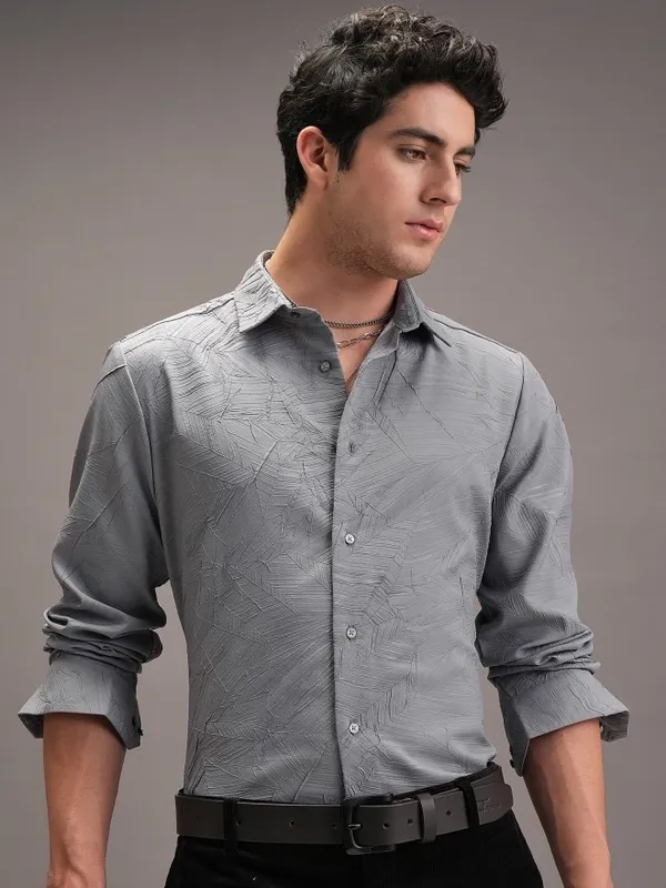  Locomotive Men Grey Self Design Slim Fit Casual Shirts
