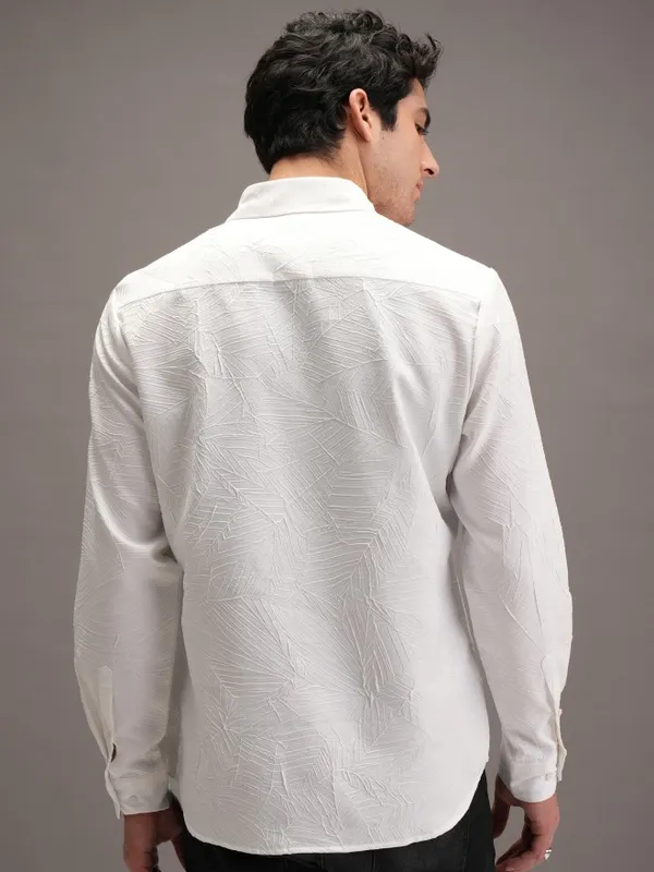 Men Slim Fit Casual Shirt
