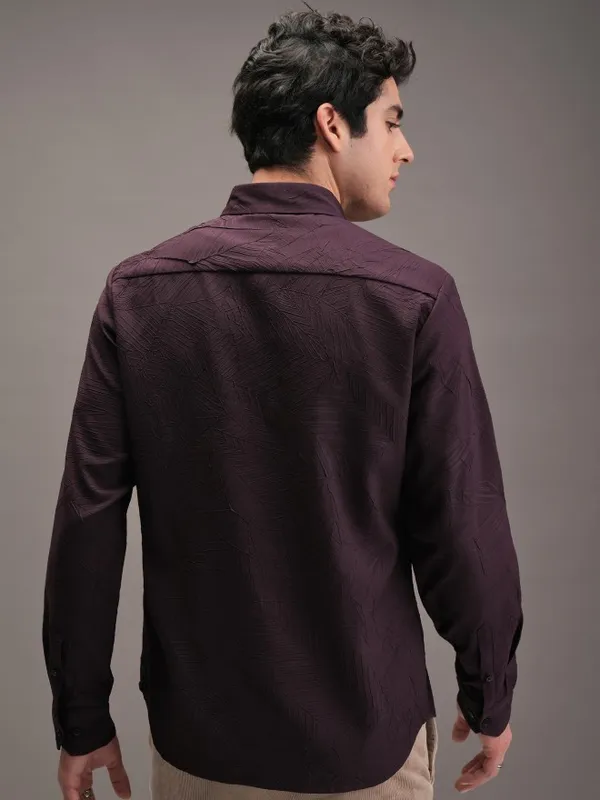 Men Slim Fit Casual Shirt