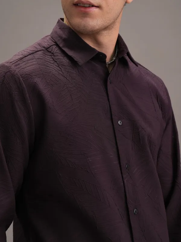Men Slim Fit Casual Shirt