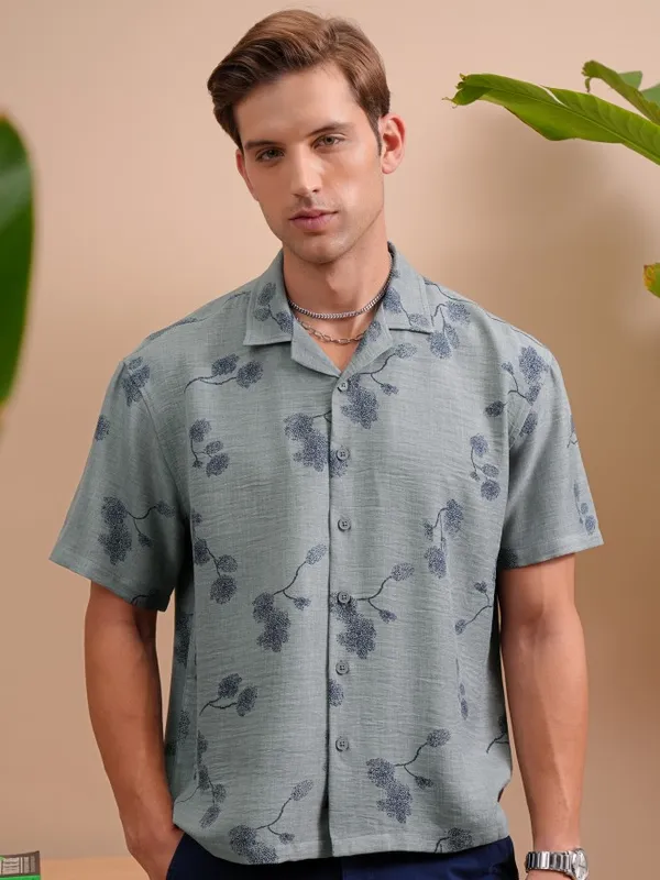  Locomotive Men Grey Printed Oversized Fit Casual Shirts