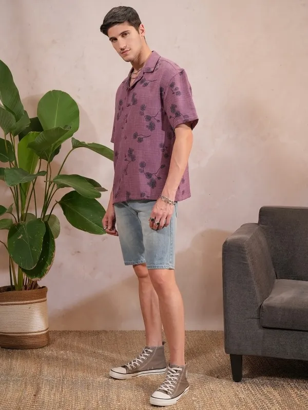  Locomotive Men Pink Printed Oversized Fit Casual Shirts