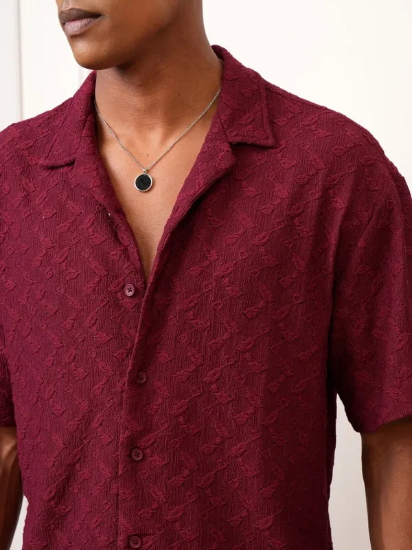  Locomotive Men Maroon Self Design Oversized Fit Casual Shirts