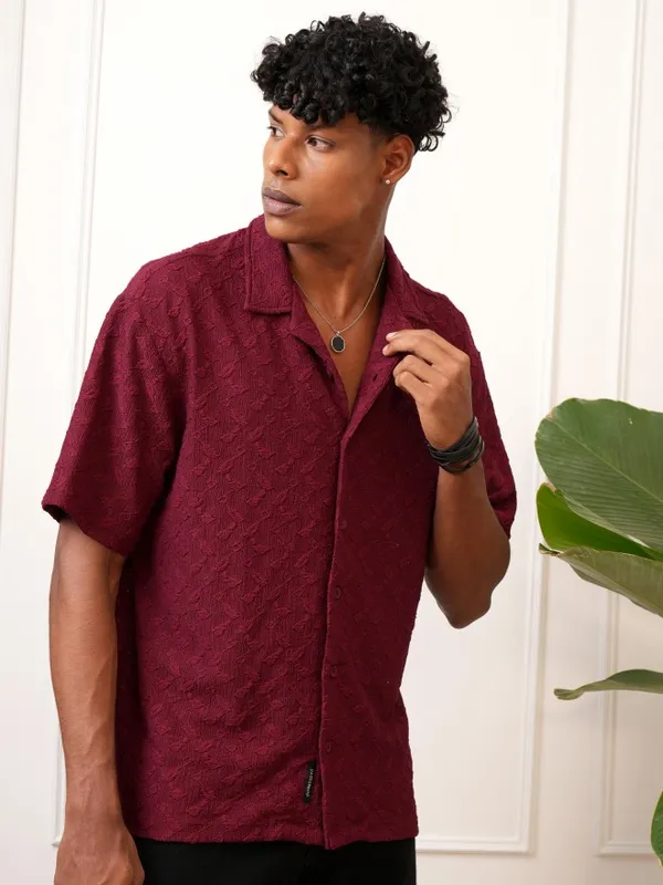  Locomotive Men Maroon Self Design Oversized Fit Casual Shirts