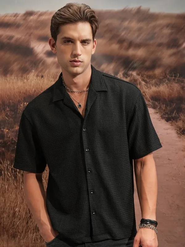  Locomotive Men Black Self Design Oversized Fit Casual Shirts