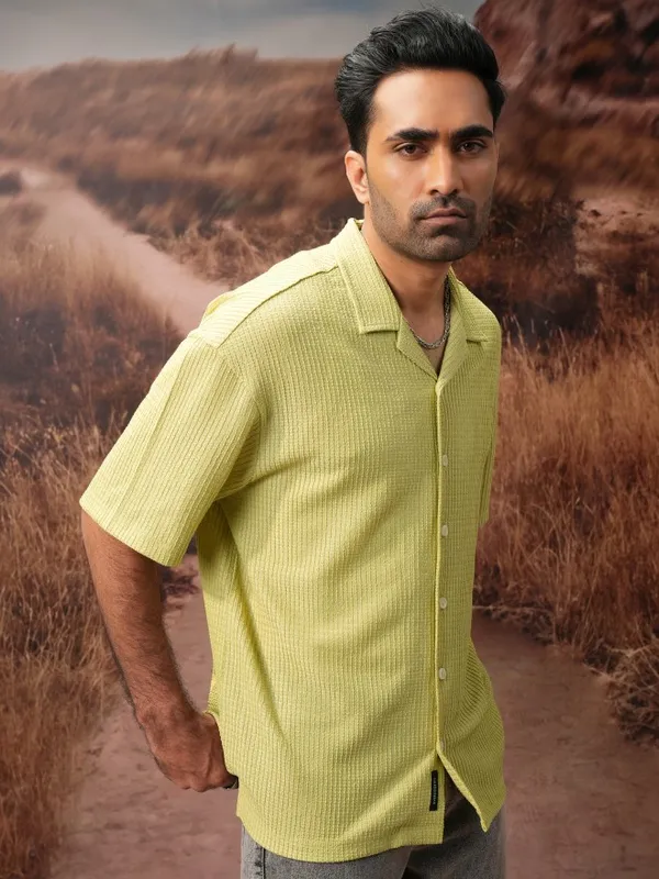  Locomotive Men Green Self Design Oversized Fit Casual Shirts