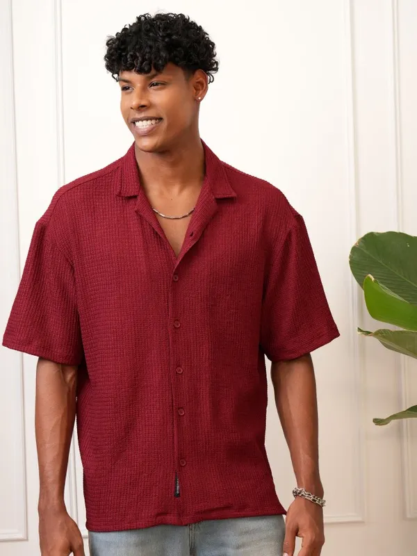  Locomotive Men Maroon Self Design Oversized Fit Casual Shirts