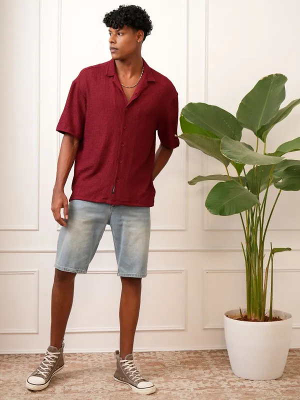  Locomotive Men Maroon Self Design Oversized Fit Casual Shirts