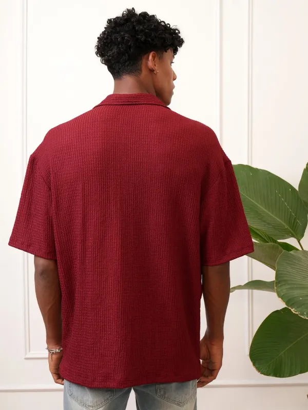  Locomotive Men Maroon Self Design Oversized Fit Casual Shirts