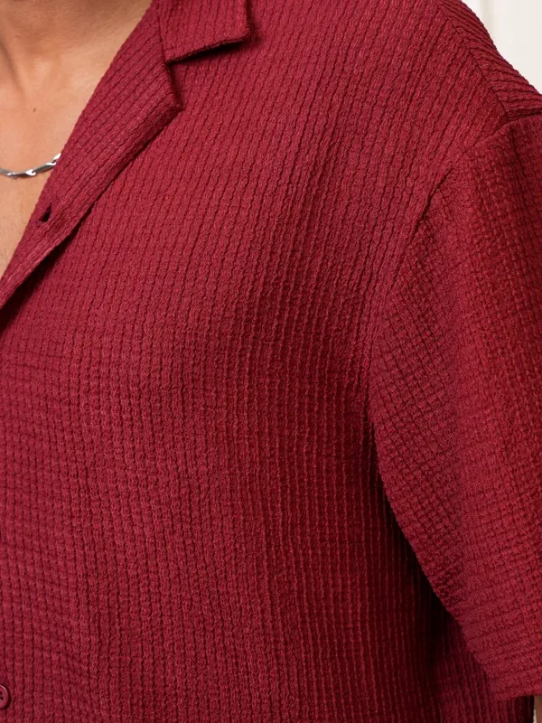  Locomotive Men Maroon Self Design Oversized Fit Casual Shirts