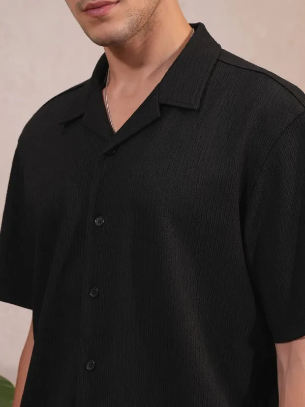  Locomotive Men Black Self Design Regular Fit Casual Shirts
