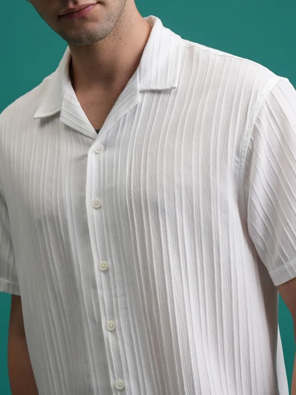  Highlander Men White Striped Oversized Fit Casual Shirts