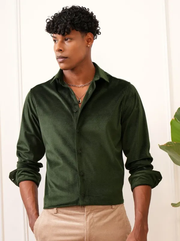 Men Slim Fit Casual Shirt