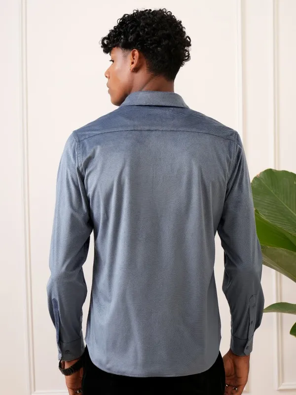  Locomotive Men Grey Self Design Slim Fit Casual Shirts