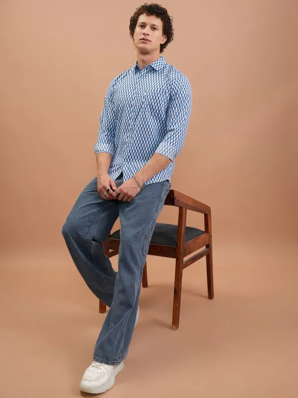  Highlander Men Blue Printed Slim Fit Casual Shirts
