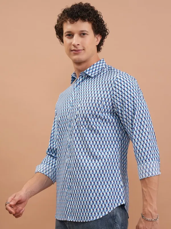  Highlander Men Blue Printed Slim Fit Casual Shirts