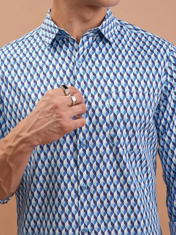  Highlander Men Blue Printed Slim Fit Casual Shirts