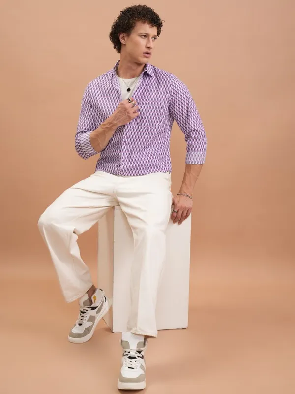  Highlander Men Purple Printed Slim Fit Casual Shirts
