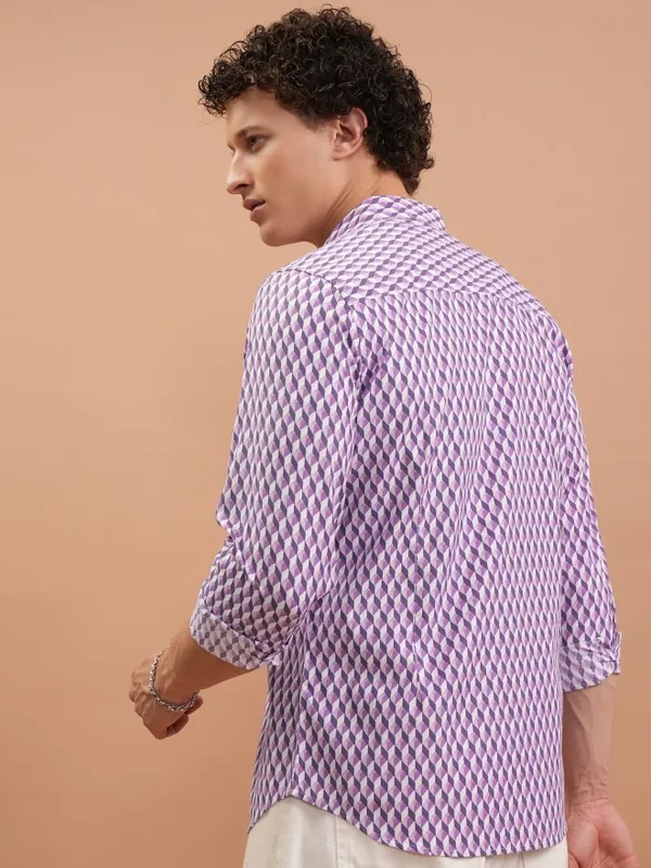  Highlander Men Purple Printed Slim Fit Casual Shirts