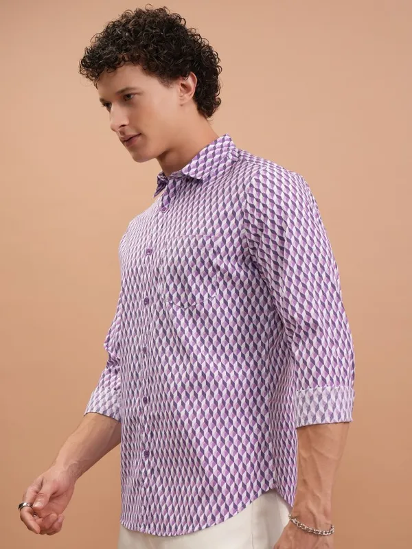  Highlander Men Purple Printed Slim Fit Casual Shirts