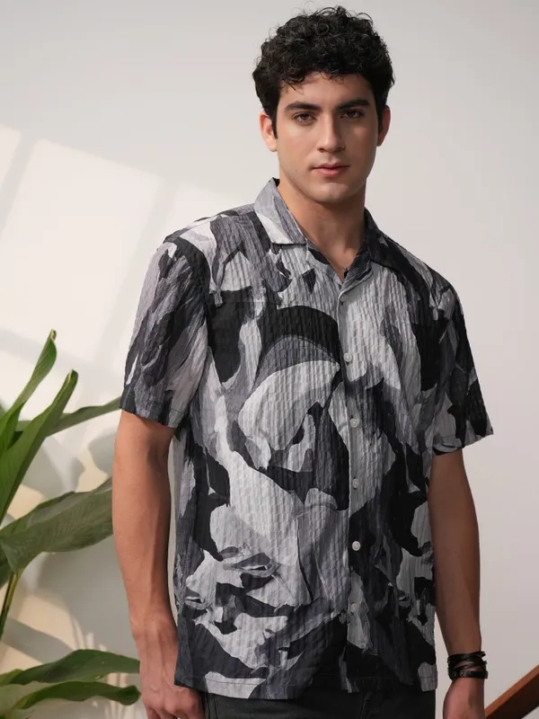 Men Relaxed Fit Casual Shirt