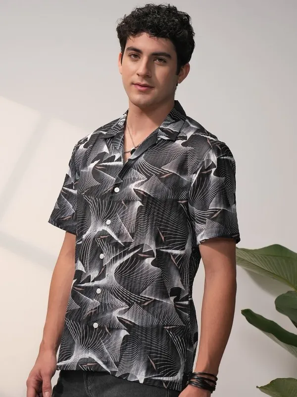  Locomotive Men Black Printed Relaxed Fit Casual Shirts