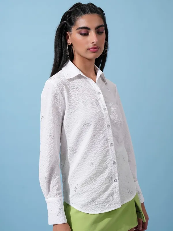  Tokyo Talkies Women White Self Design Casual Shirts