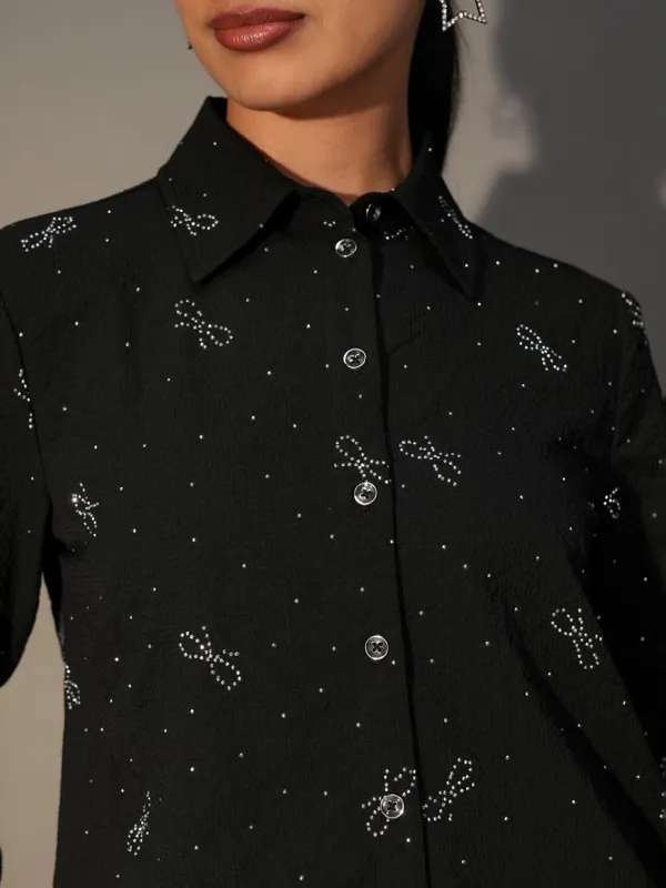  Tokyo Talkies Women Black Printed Casual Shirts