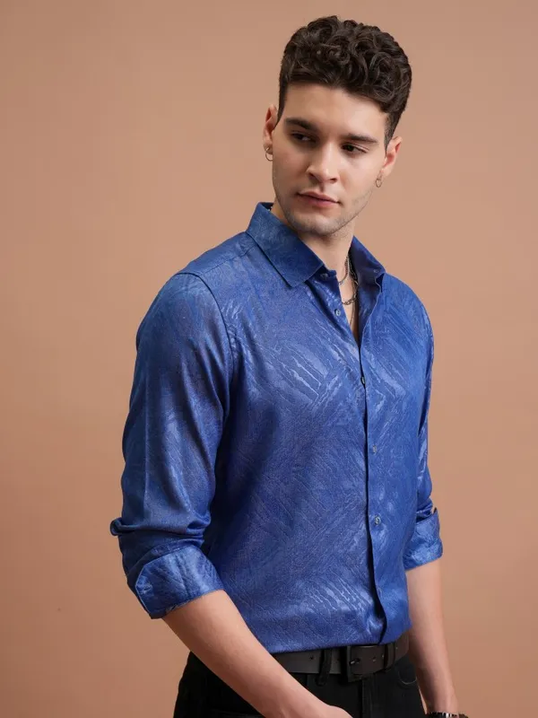  Highlander Men Blue Self Design Slim Fit Casual Shirts