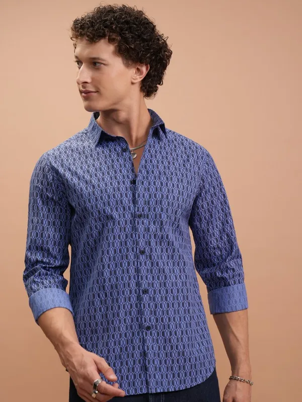  Highlander Men Blue Printed Slim Fit Casual Shirts