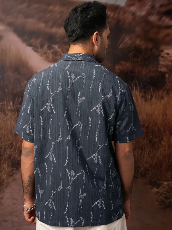  Locomotive Men Navy Blue Printed Relaxed Fit Casual Shirts