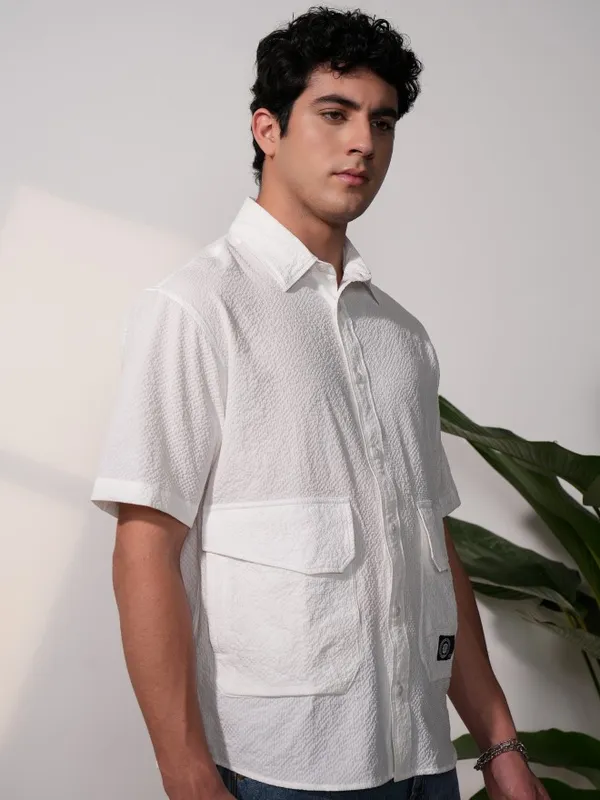  Locomotive Men White Self Design Oversized Fit Casual Shirts