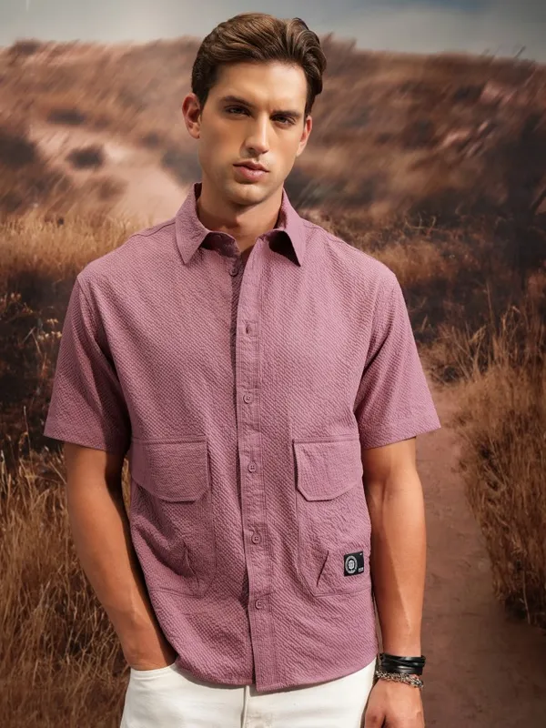  Locomotive Men Pink Solid Oversized Fit Casual Shirts