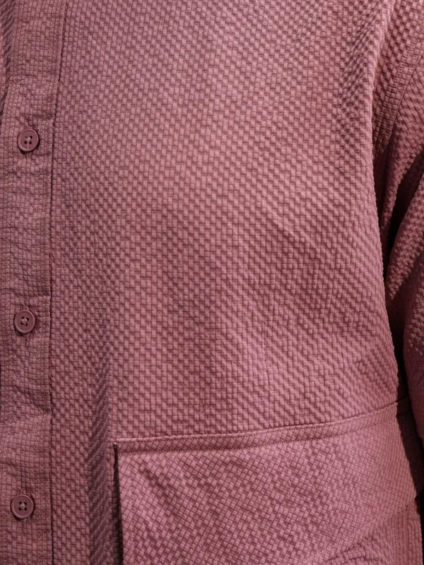  Locomotive Men Pink Solid Oversized Fit Casual Shirts