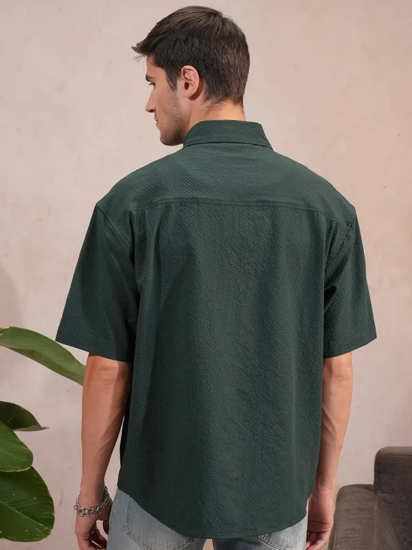Locomotive Men Green Solid Oversized Fit Casual Shirt