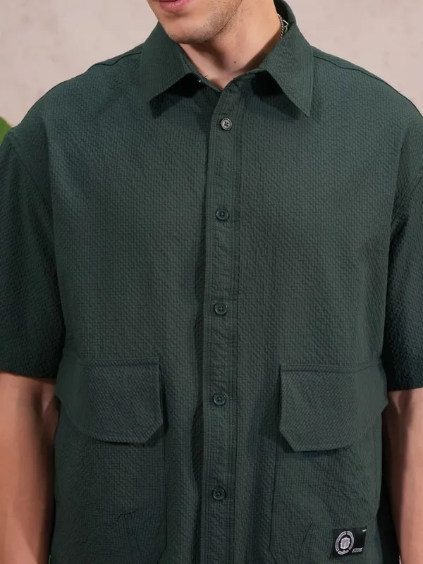 Locomotive Men Green Solid Oversized Fit Casual Shirt