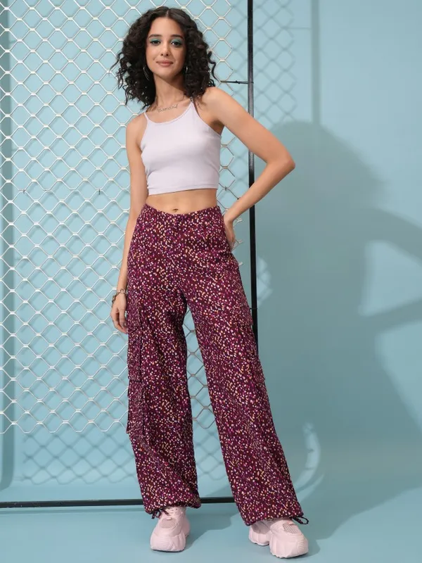  Tokyo Talkies Women Maroon Printed Regular Fit Casual Trousers