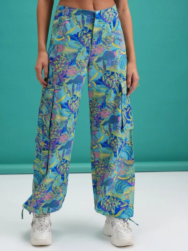  Tokyo Talkies Women Blue Printed Regular Fit Casual Trousers